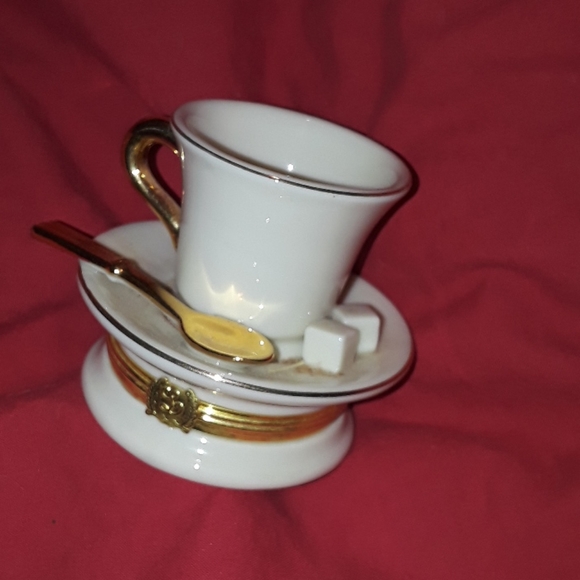 Lennox Treasure Box Porcelain 1st Issue